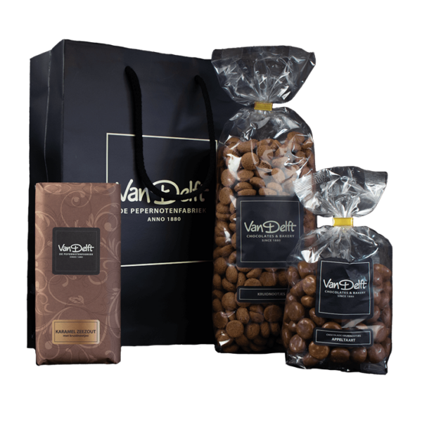 Gift set with bar, peppernuts (500gr) and apple pie