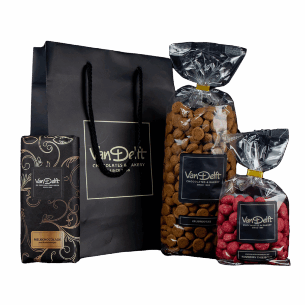 Cadeauset met reep, kruidnoten (500gr) en raspberry cheesecake