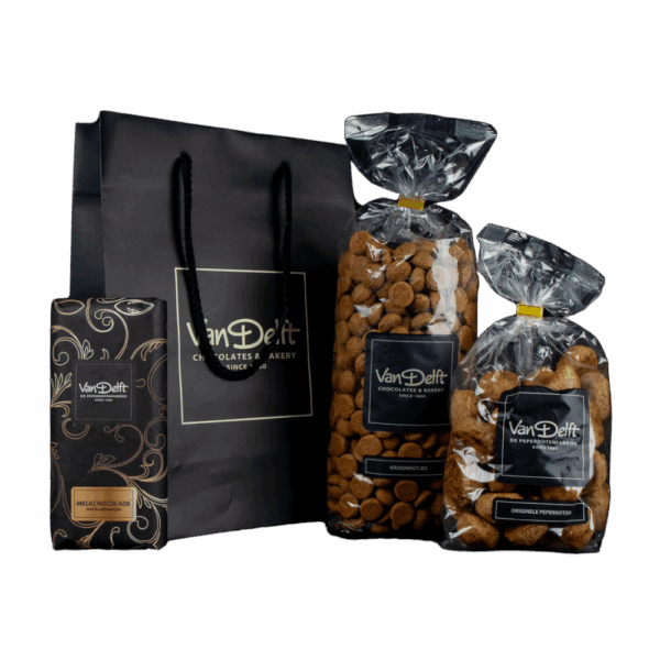 Cadeauset met reep, kruidnoten (500gr) en oud hollandse pepernoten